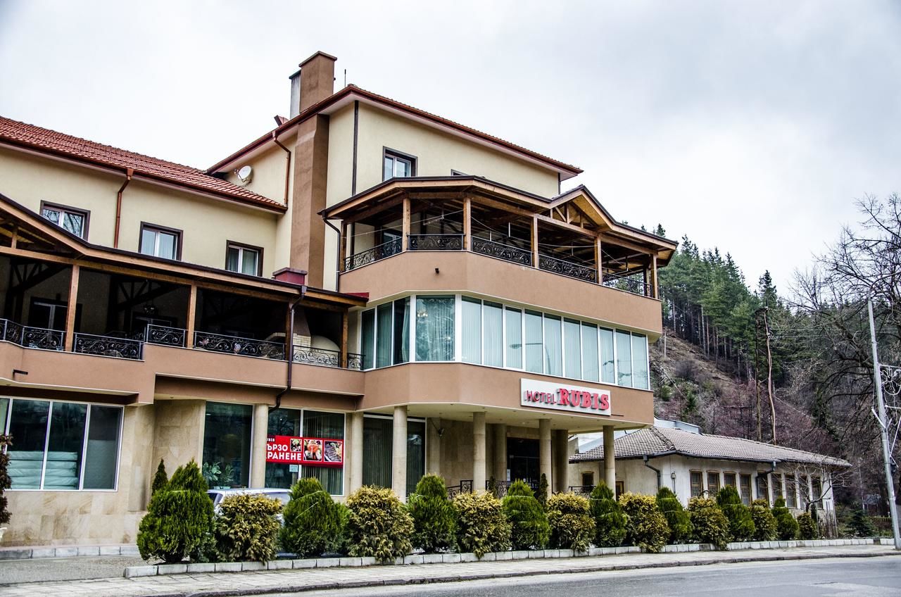 Отель Rubis Hotel Rudozem-17