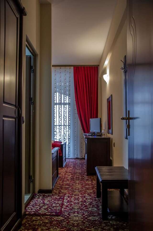 Отель Rubis Hotel Rudozem-15